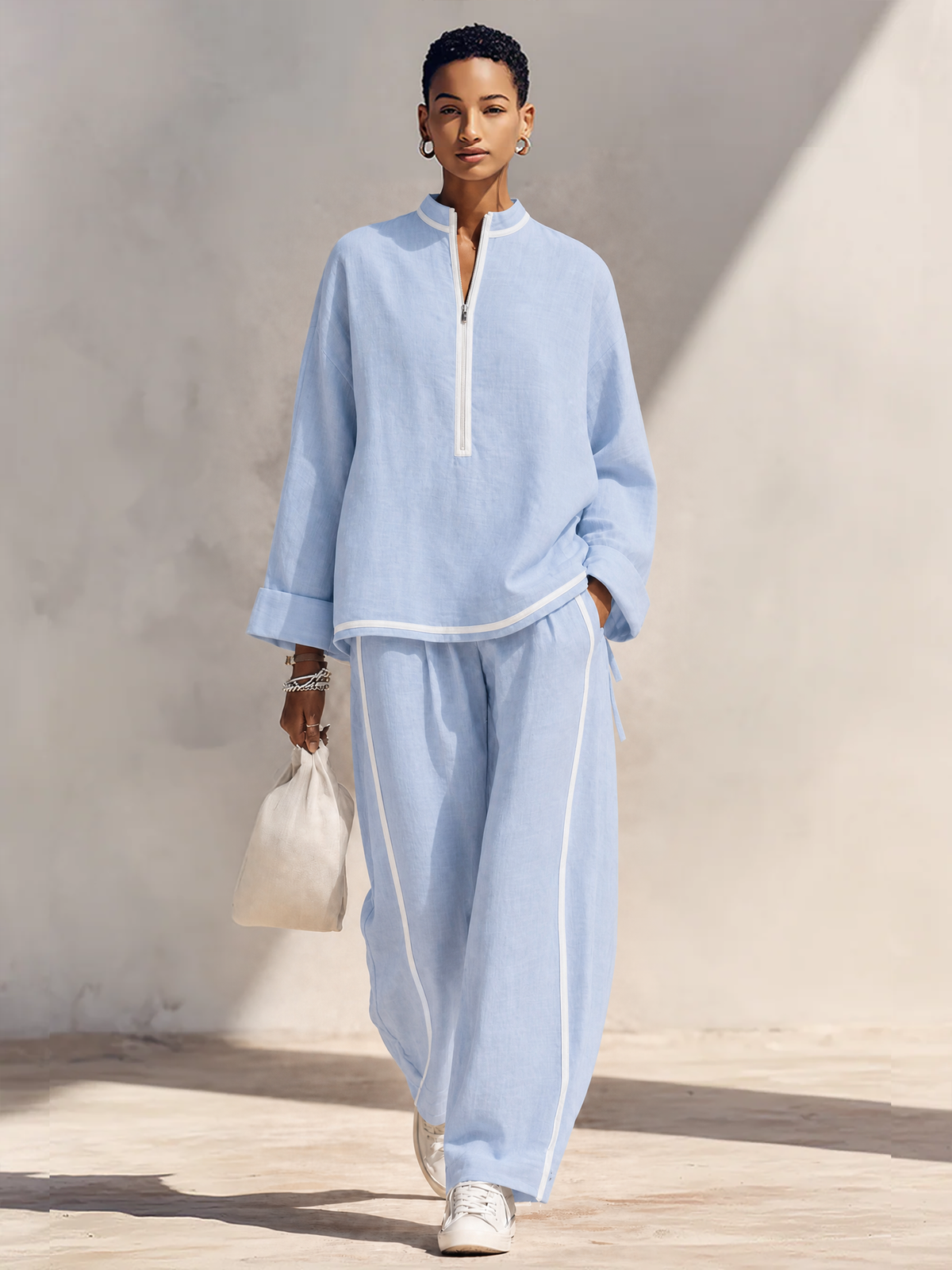 Elena | Camiseta Oversize Cuello Alto + Pantalón Ancho, Lino Azul Claro