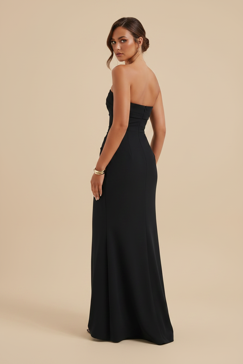 Elena | Sé la Invitada Perfecta